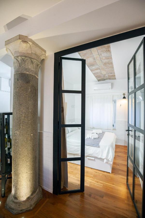 Lovely And Modern Flat Near The Colosseum Rom